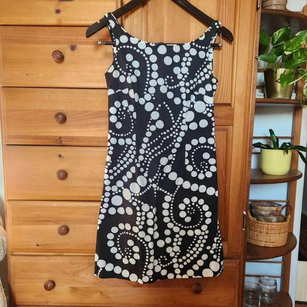 black and white patterned dress